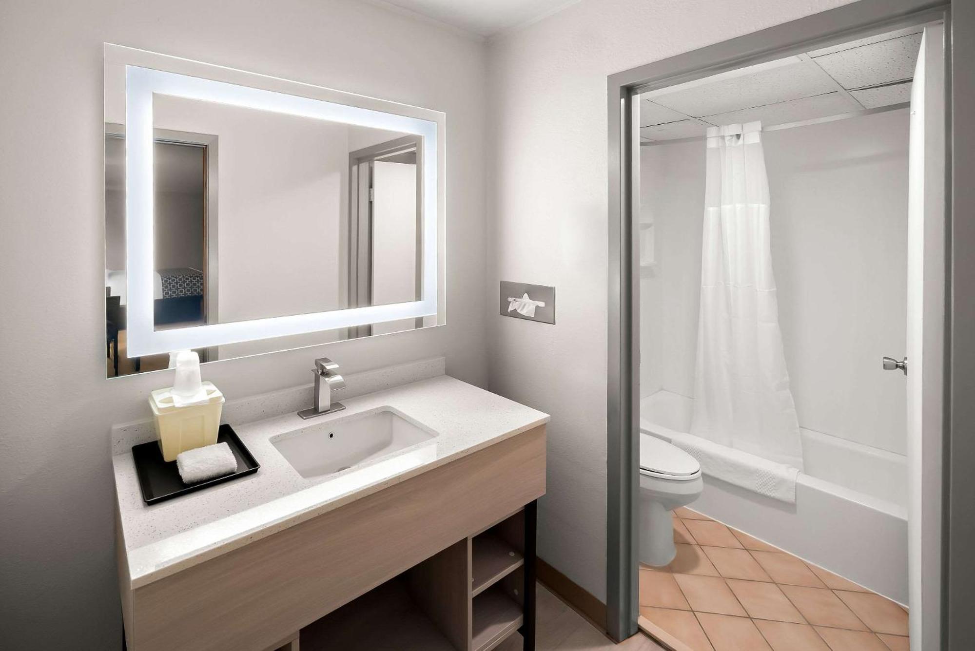 Suburban Studios, Kearney Εξωτερικό φωτογραφία