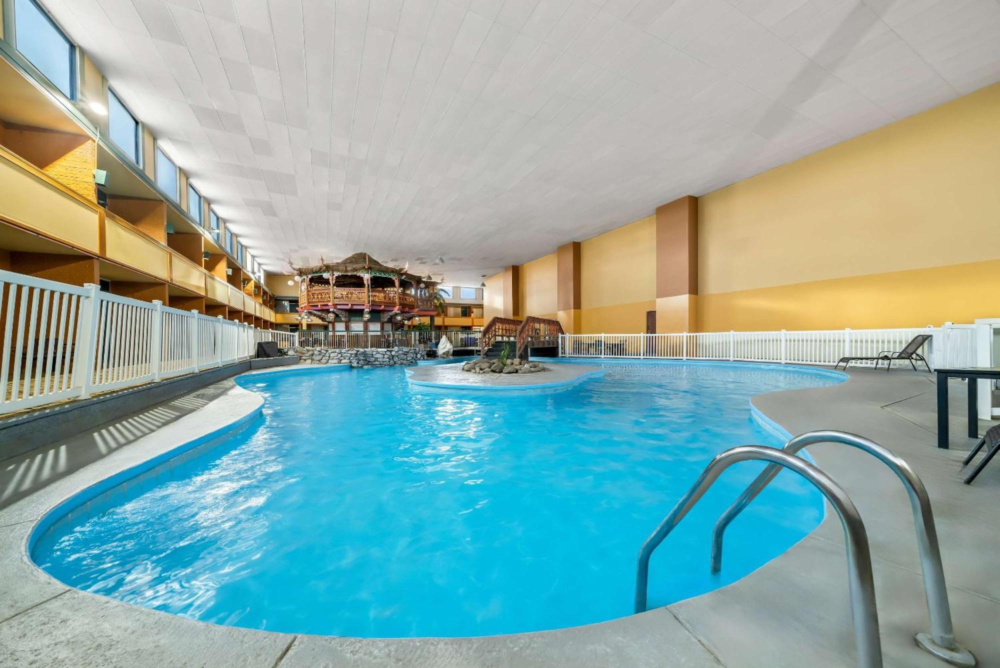 Suburban Studios, Kearney Εξωτερικό φωτογραφία
