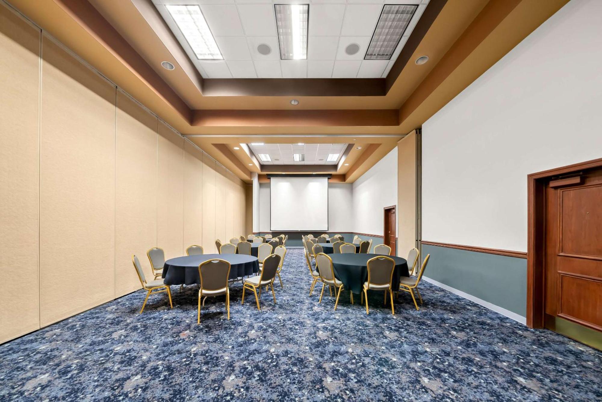 Suburban Studios, Kearney Εξωτερικό φωτογραφία