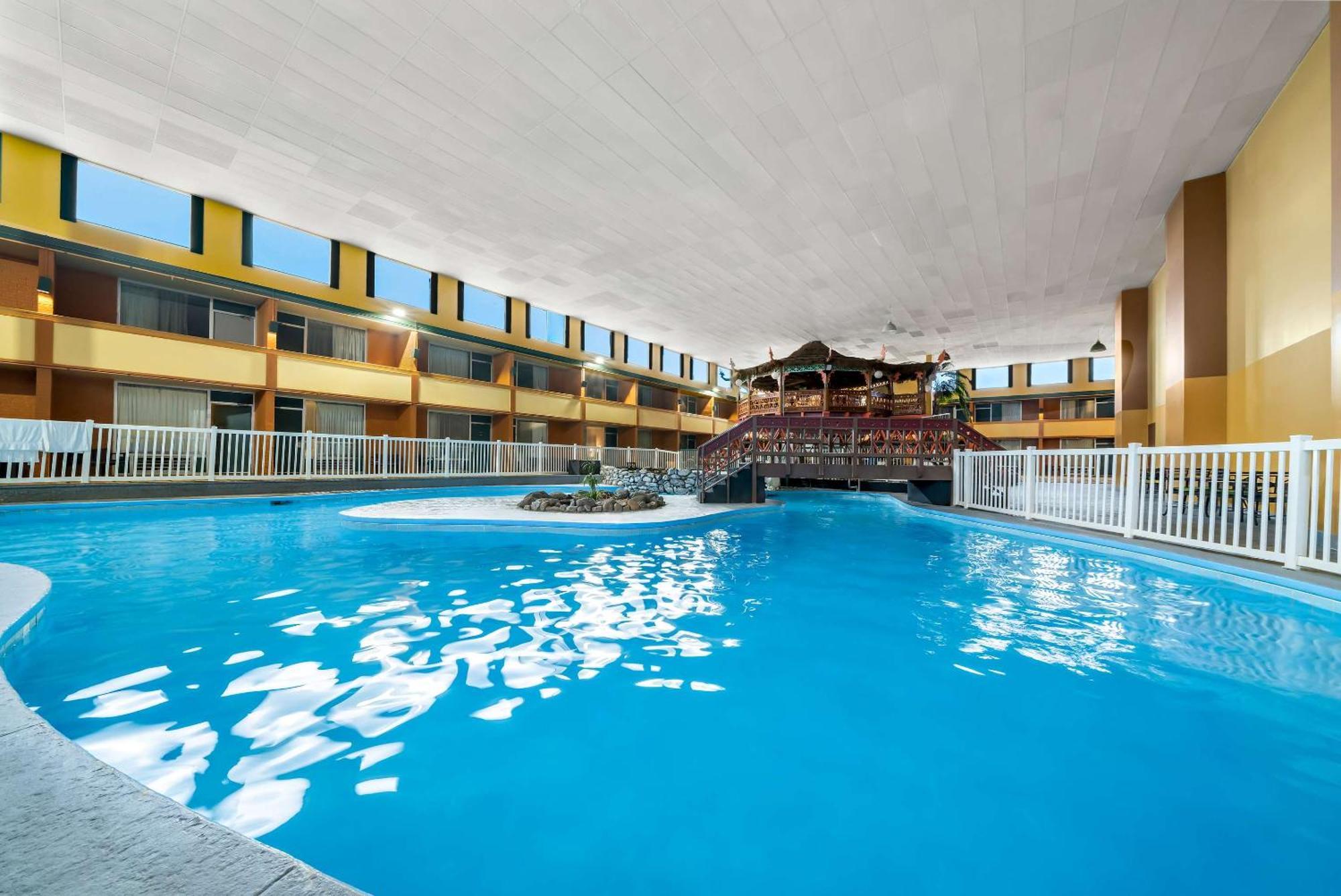 Suburban Studios, Kearney Εξωτερικό φωτογραφία