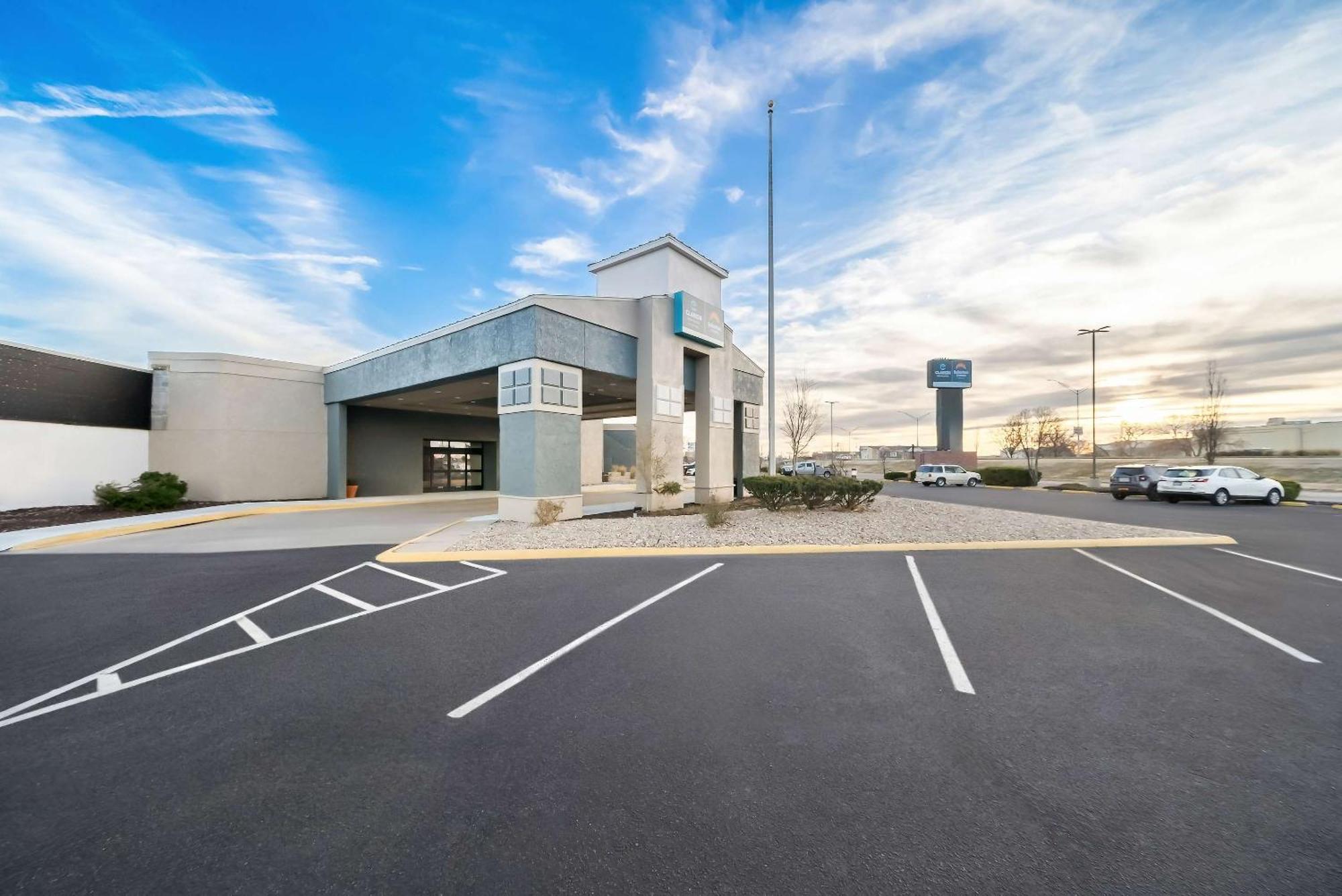 Suburban Studios, Kearney Εξωτερικό φωτογραφία